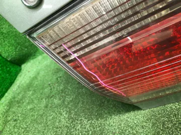 КРЫШКА БАГАЖНИКА НА TOYOTA CROWN JZS171