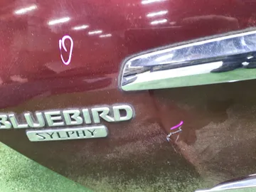 КРЫШКА БАГАЖНИКА НА NISSAN BLUEBIRD SYLPHY G10