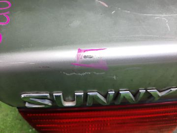 КРЫШКА БАГАЖНИКА НА NISSAN SUNNY B15