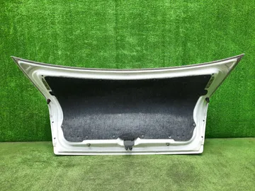 КРЫШКА БАГАЖНИКА НА NISSAN BLUEBIRD SYLPHY G10