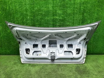 КРЫШКА БАГАЖНИКА НА NISSAN SUNNY B15