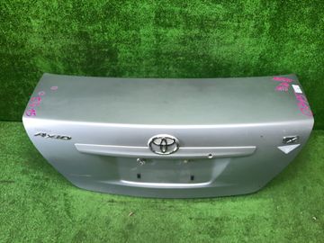 КРЫШКА БАГАЖНИКА НА TOYOTA AXIO NZE141