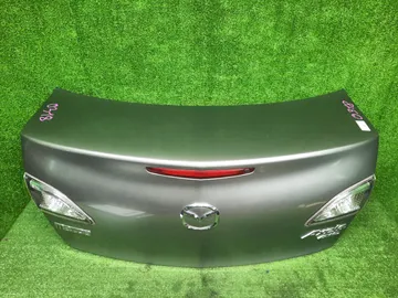 КРЫШКА БАГАЖНИКА НА MAZDA AXELA BLEAP
