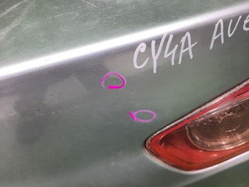 КРЫШКА БАГАЖНИКА НА MITSUBISHI GALANT FORTIS CY4A