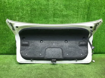 КРЫШКА БАГАЖНИКА НА MAZDA AXELA BK5P