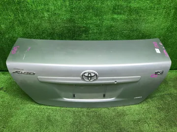 КРЫШКА БАГАЖНИКА НА TOYOTA AXIO NZE144