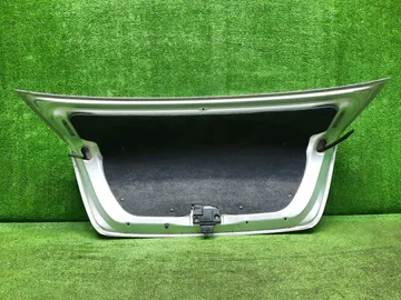 КРЫШКА БАГАЖНИКА НА TOYOTA AXIO NZE144