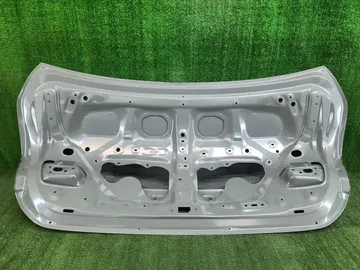 КРЫШКА БАГАЖНИКА НА LEXUS ES300H AXZH10