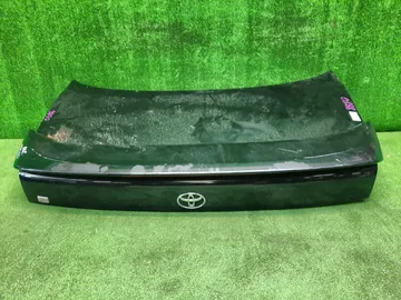 КРЫШКА БАГАЖНИКА НА TOYOTA CARINA ED ST200