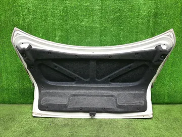 КРЫШКА БАГАЖНИКА НА TOYOTA MARK II GX100
