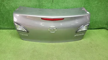КРЫШКА БАГАЖНИКА НА MAZDA AXELA BL5FP