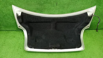 КРЫШКА БАГАЖНИКА НА TOYOTA AVENSIS AZT250
