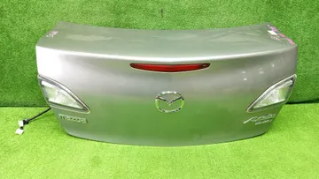 КРЫШКА БАГАЖНИКА НА MAZDA AXELA BLEAP