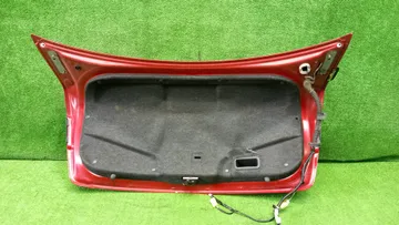 КРЫШКА БАГАЖНИКА НА MAZDA AXELA BL6FJ