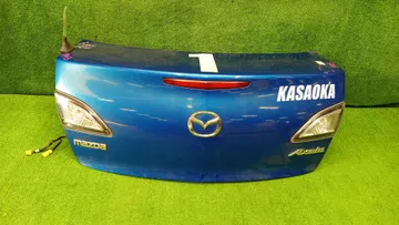КРЫШКА БАГАЖНИКА НА MAZDA AXELA BL6FJ