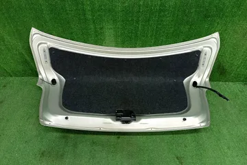 КРЫШКА БАГАЖНИКА НА TOYOTA COROLLA  AXIO NZE164