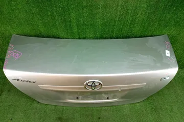 КРЫШКА БАГАЖНИКА НА TOYOTA COROLLA  AXIO NZE141
