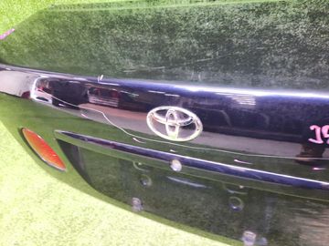 КРЫШКА БАГАЖНИКА НА TOYOTA ARISTO JZS160