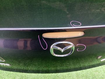 КРЫШКА БАГАЖНИКА НА MAZDA AXELA BK5P