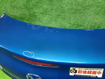 КРЫШКА БАГАЖНИКА НА MAZDA AXELA BL6FJ