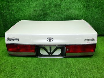 КРЫШКА БАГАЖНИКА НА TOYOTA CROWN JZS151