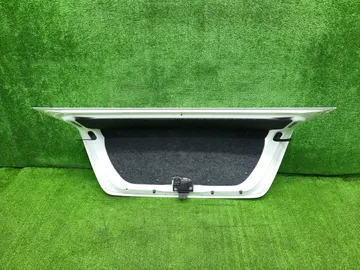 КРЫШКА БАГАЖНИКА НА TOYOTA COROLLA  AXIO ZRE142