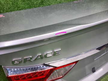 КРЫШКА БАГАЖНИКА НА HONDA GRACE GM5