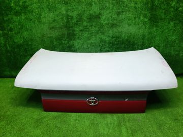 КРЫШКА БАГАЖНИКА НА TOYOTA CARINA AT191