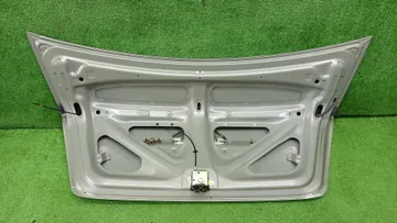 КРЫШКА БАГАЖНИКА НА TOYOTA COROLLA NZE121