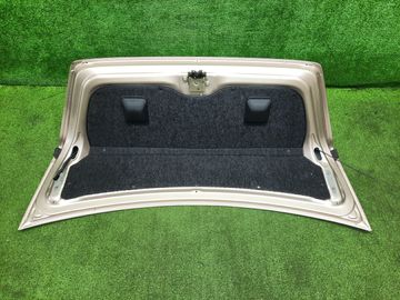 КРЫШКА БАГАЖНИКА НА TOYOTA COROLLA NZE121