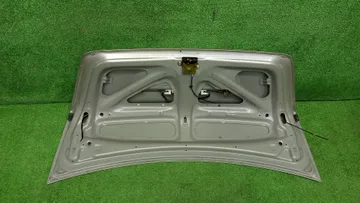 КРЫШКА БАГАЖНИКА НА TOYOTA COROLLA NZE121
