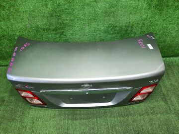 КРЫШКА БАГАЖНИКА НА NISSAN BLUEBIRD SYLPHY G10