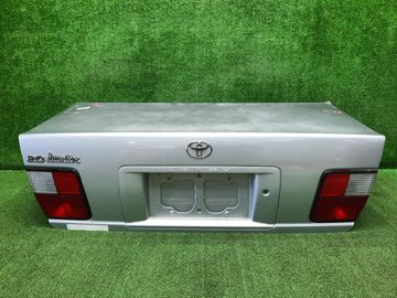КРЫШКА БАГАЖНИКА НА TOYOTA CAMRY SV40