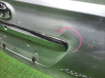 КРЫШКА БАГАЖНИКА НА TOYOTA ALLION ZZT240
