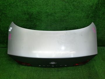 КРЫШКА БАГАЖНИКА НА NISSAN SKYLINE V35