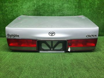 КРЫШКА БАГАЖНИКА НА TOYOTA CROWN JZS151