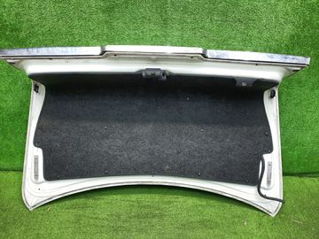 КРЫШКА БАГАЖНИКА НА TOYOTA CROWN GS151