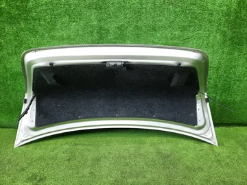 КРЫШКА БАГАЖНИКА НА TOYOTA PREMIO ZZT240