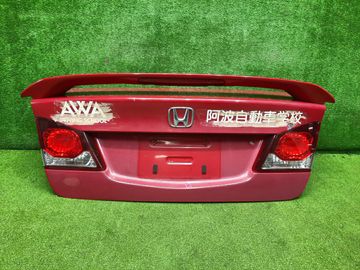 КРЫШКА БАГАЖНИКА НА HONDA CIVIC FD1