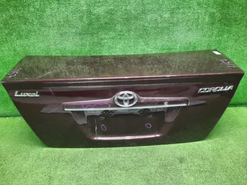 КРЫШКА БАГАЖНИКА НА TOYOTA COROLLA NZE121
