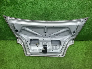 КРЫШКА БАГАЖНИКА НА MITSUBISHI GALANT EA7A