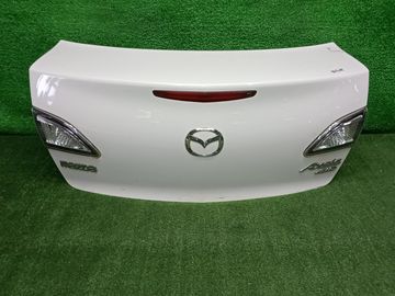 КРЫШКА БАГАЖНИКА НА MAZDA AXELA BLEFP