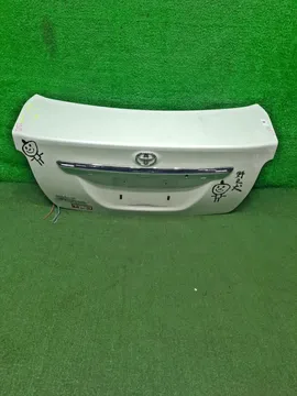 КРЫШКА БАГАЖНИКА НА TOYOTA AXIO NZE161