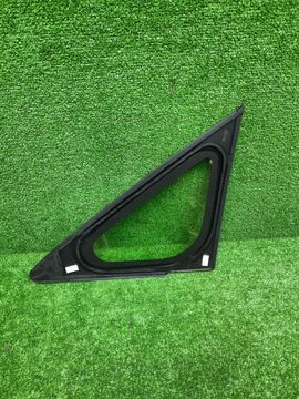 СТЕКЛО БОКОВОЕ НА HONDA FIT GK3