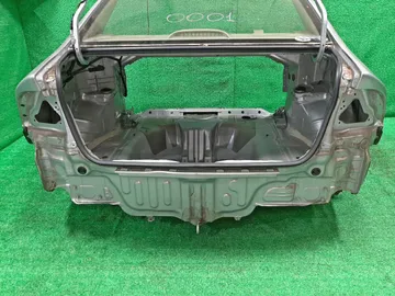 ПОЛОВИНКА НА HONDA CIVIC FD3