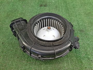 МОТОР ОХЛАЖДЕНИЯ БАТАРЕИ НА HONDA FREED GP3