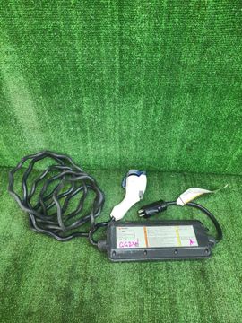 ЗАРЯДНОЕ УСТРОЙСТВО НА MITSUBISHI OUTLANDER GG2W