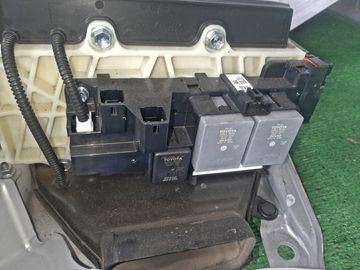 БАТАРЕЯ ГИБРИДНОЙ УСТАНОВКИ НА TOYOTA COROLLA  AXIO NKE165 1NZ-FXE