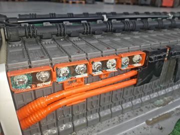 БАТАРЕЯ ГИБРИДНОЙ УСТАНОВКИ НА TOYOTA PRIUS NHW20 1NZ-FXE