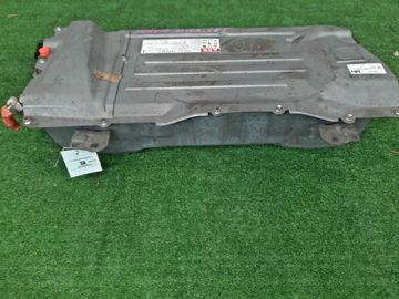 БАТАРЕЯ ГИБРИДНОЙ УСТАНОВКИ НА TOYOTA YARIS MXPH10 M15A-FXE